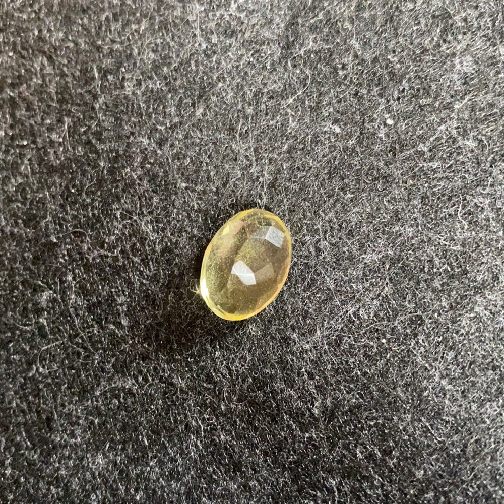 Oval cut quality yellow lemon quartz